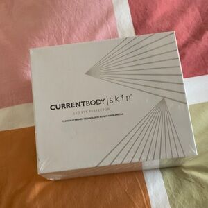 Currentbody LED Eye Perfector NEW IN BOX